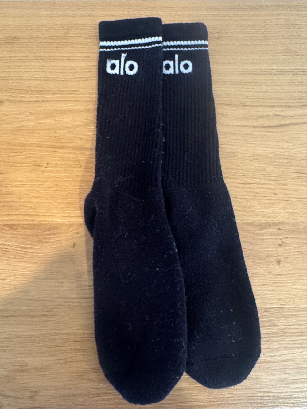 ALO Yoga Black Crew Athletic Socks with White Logo Trim